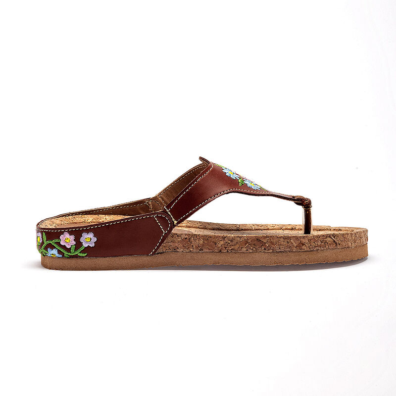 Mora Tierra sandalia piso para mujer caf&eacute; multi... image number null