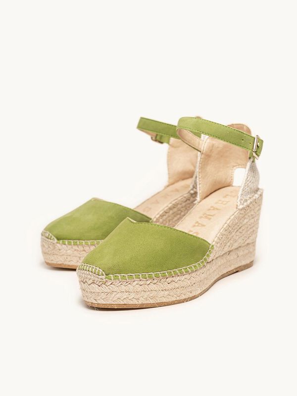 Jara Cu&ntilde;a Media Plataforma Ante Verde image number null