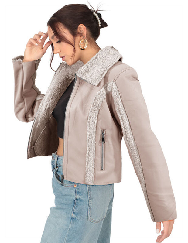 Chamarra Mujer Vinipiel Cuello Aborregado Beige... image number null