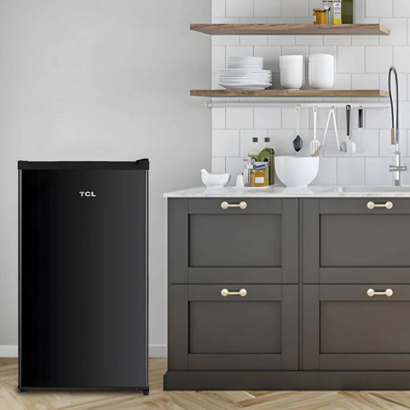 Frigobar TCL 4.4. Pies C&uacute;bicos Negro TSD44B image number null