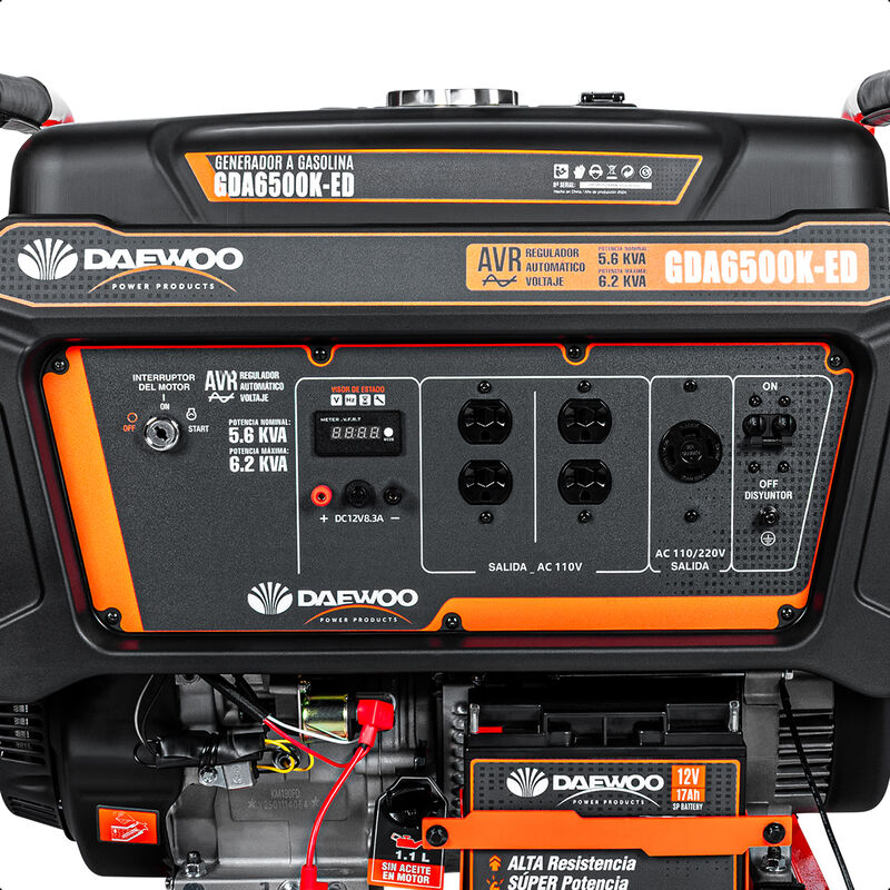 DAEWOO Generador port&aacute;til 6.2 kW 420CC 40L Regu... image number null