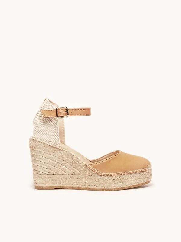 Alpargata de Cu&ntilde;a Alta Marga en Napa Marr&oacute;n Cla... image number null