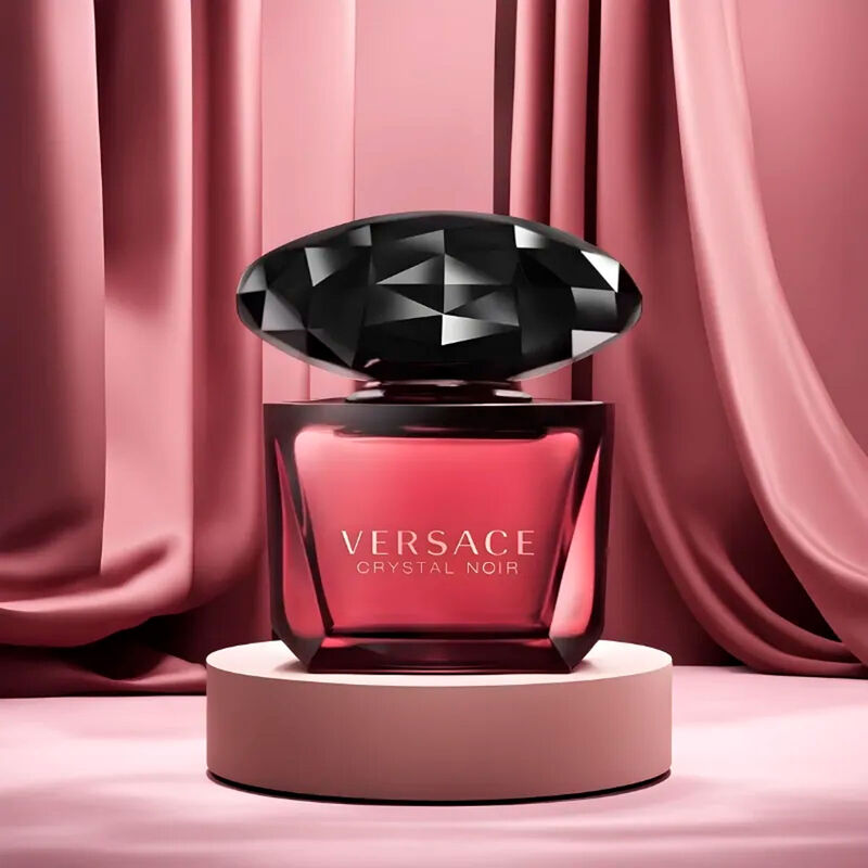 Perfume Versace Crystal Noir Eau de Parfum para... image number null