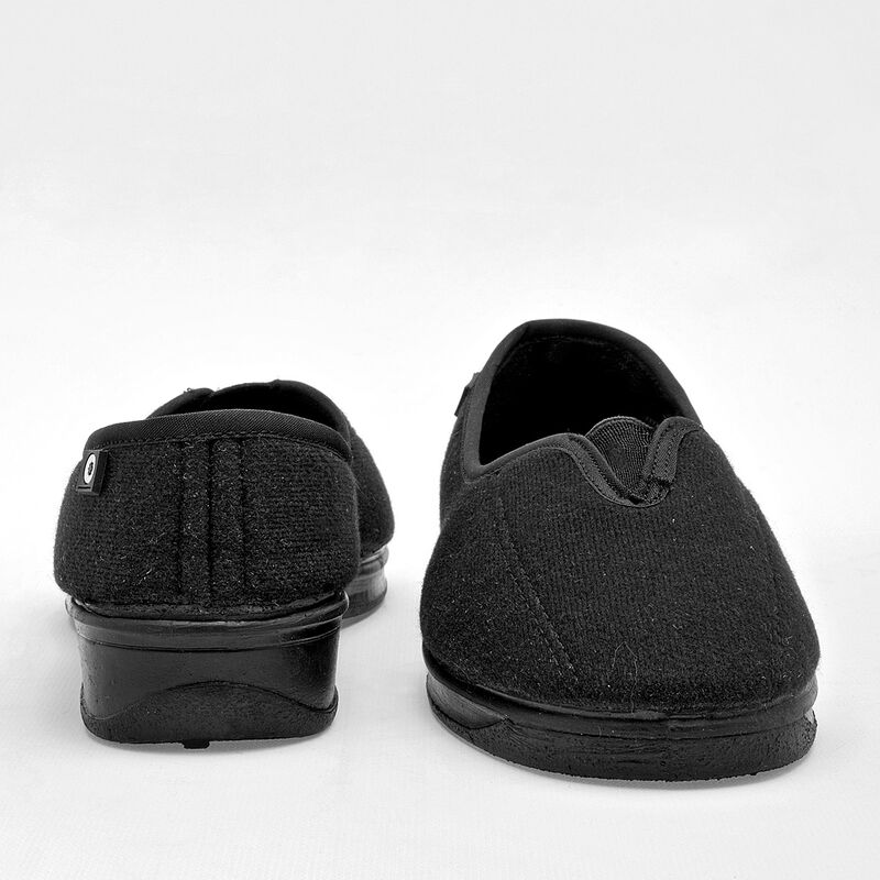 Mora Confort Pantufla para mujer negro image number null