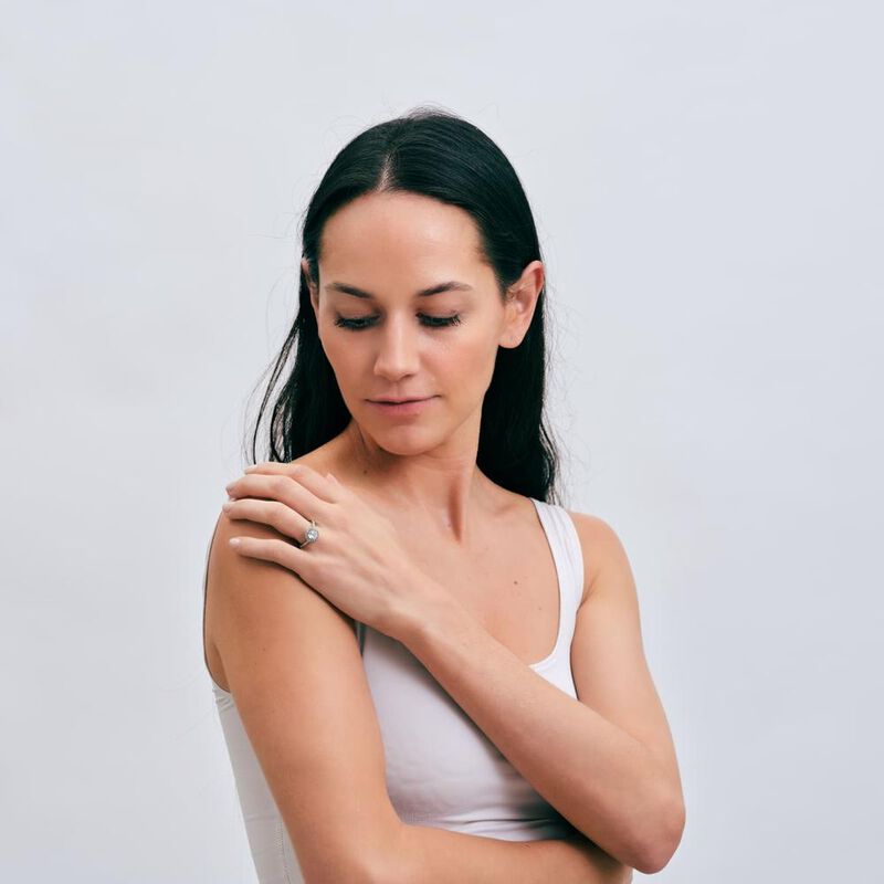 Anillo de Compromiso LuckyLy Nima Baño Oro Rosa... image number null