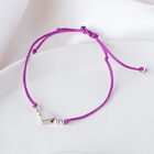 Pulsera Maite Coraz&oacute;n de Plata con Hilo Morado