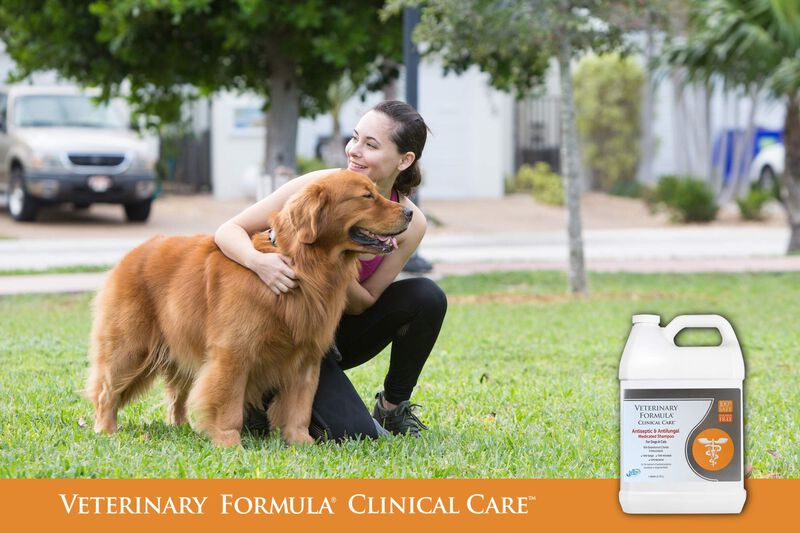 Shampoo Veterinary Formula Clinical Care 3,8 L ... image number null