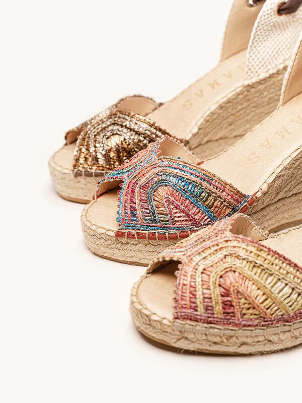 Lirio Cu&ntilde;a Alta Rafia Marr&oacute;n image number null