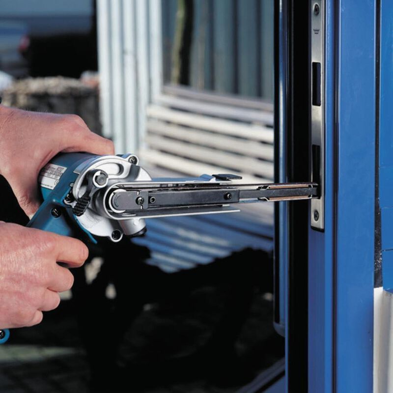 Lijadora de Banda Makita 3/8 x 21&rdquo; 750W Profesi... image number null