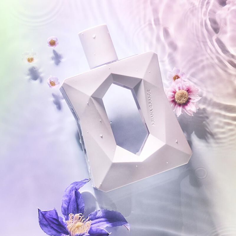 Perfume Ariana Grande God Is A Woman Eau De Par... image number null