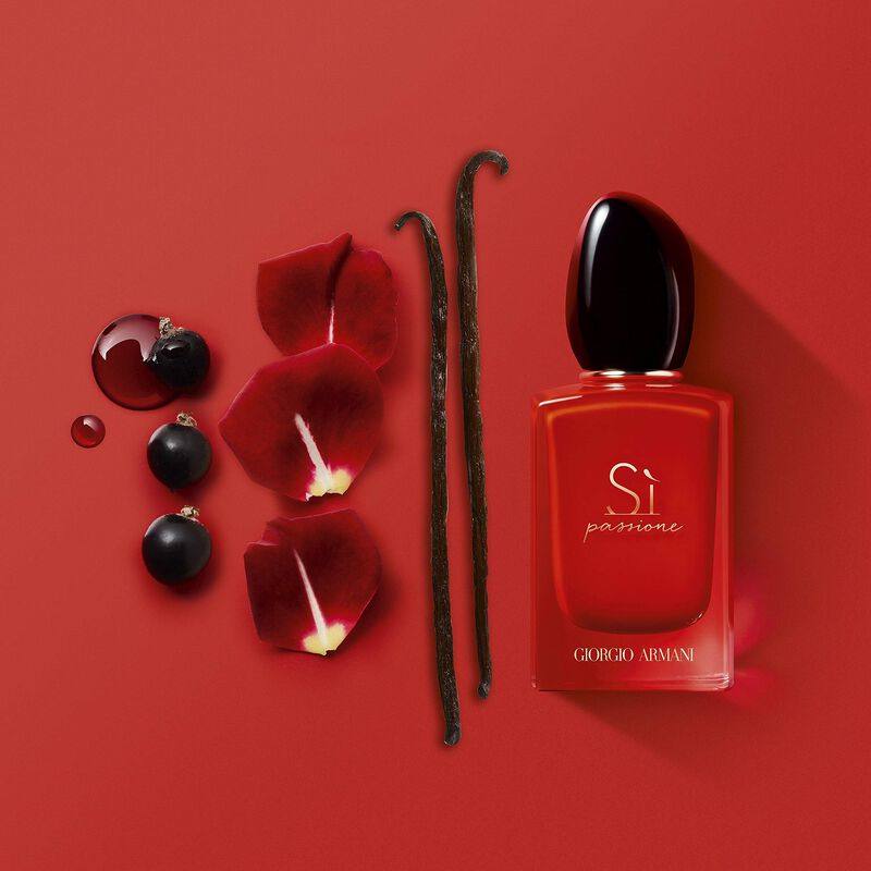 Perfume Giorgio Armani Armani Si Passione Eau D... image number null