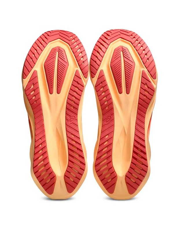 Tenis Mujer Asics NOVABLAST 5 Caf&eacute; 012B765600 image number null