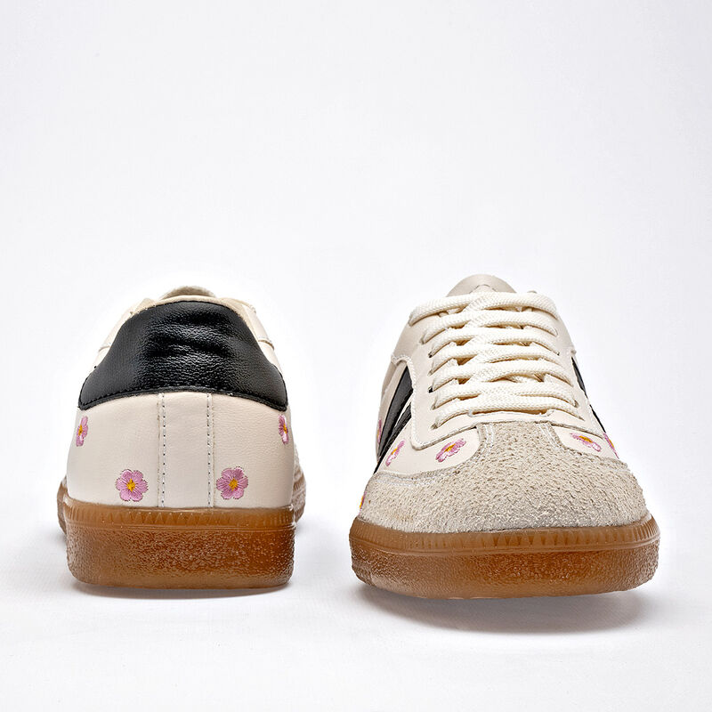 Moramora Tenis urbano para mujer latte negro image number null