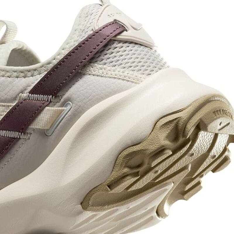 Tenis Deportivo Nike TC 7900 DD9682-003 image number null