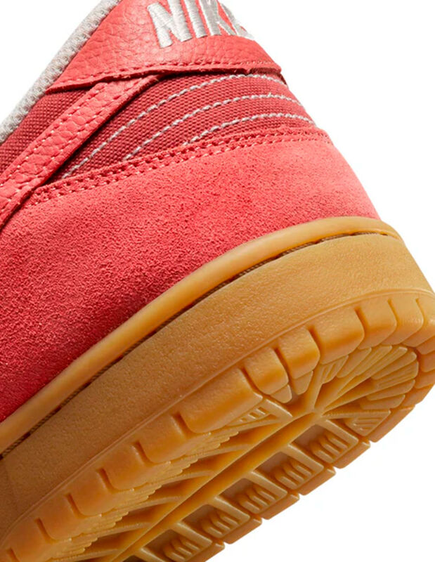 Tenis Nike Dunk Low Rojo DV5429600 image number null