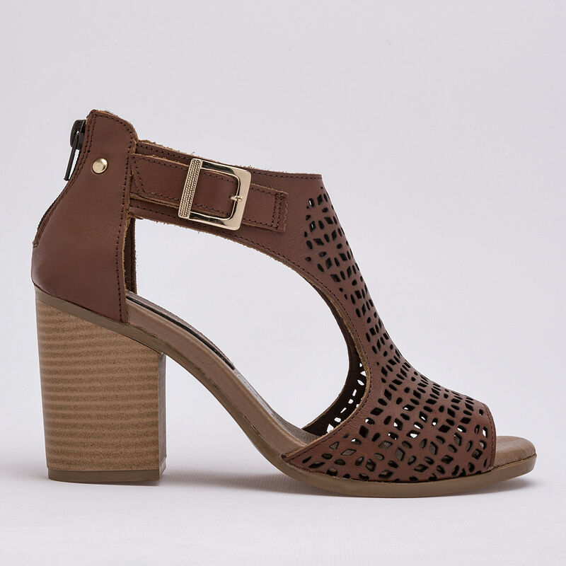 Cruz Shoes Zapatos para mujer caf&eacute; image number null