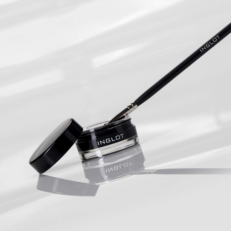 Delineador De Ojos Inglot Amc Gel 77 Vegan image number null