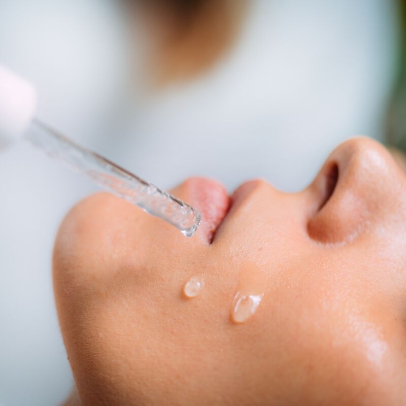 Cerrar Poro y Acido Hialurónico para Tensar la ... image number null