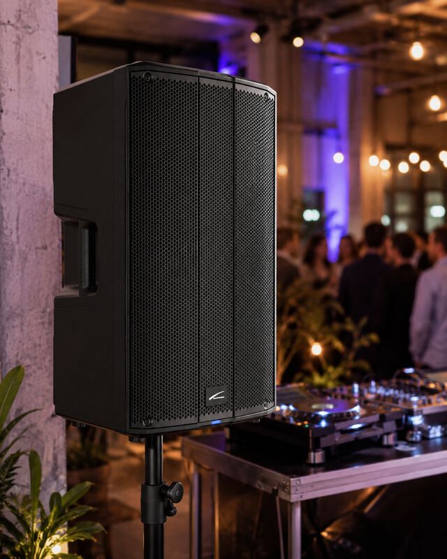 Bocina Amplificada Profesional 3 V&iacute;as 15" 4000w... image number null