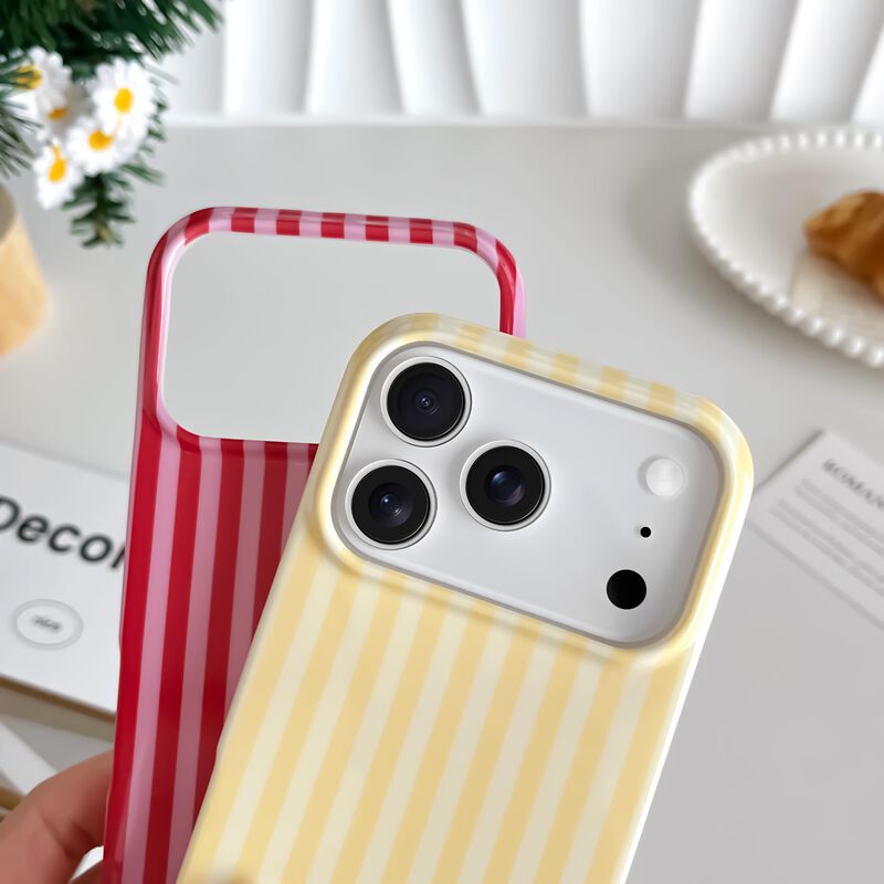 Funda Yeddabox para iPhone 17 Pro Max Amarilla ... image number null
