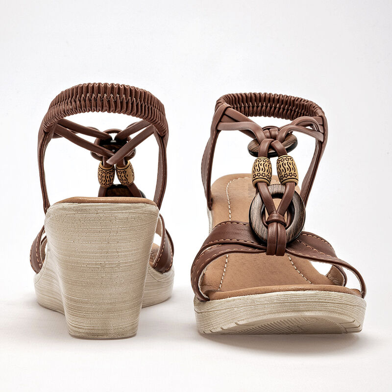 Moramora Sandalia para mujer caf&eacute; image number null