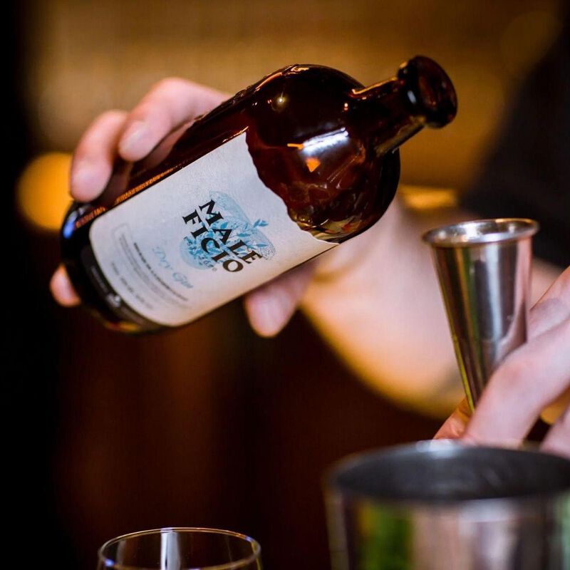 Ginebra Destilado Pe&ntilde;on Del Aguila Maleficio Dr... image number null