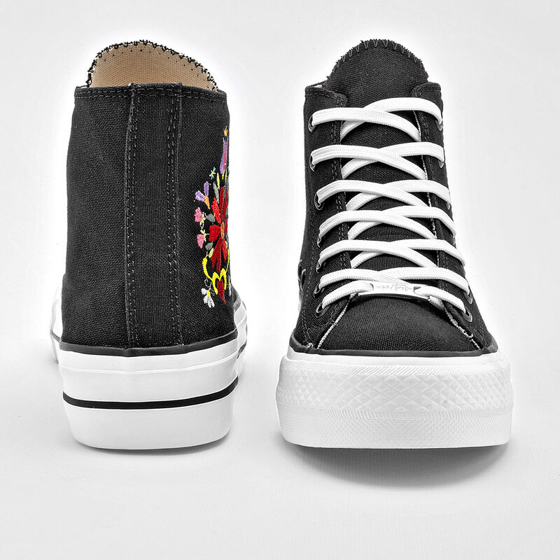 Mora Tierra Tenis urbano para mujer negro image number null