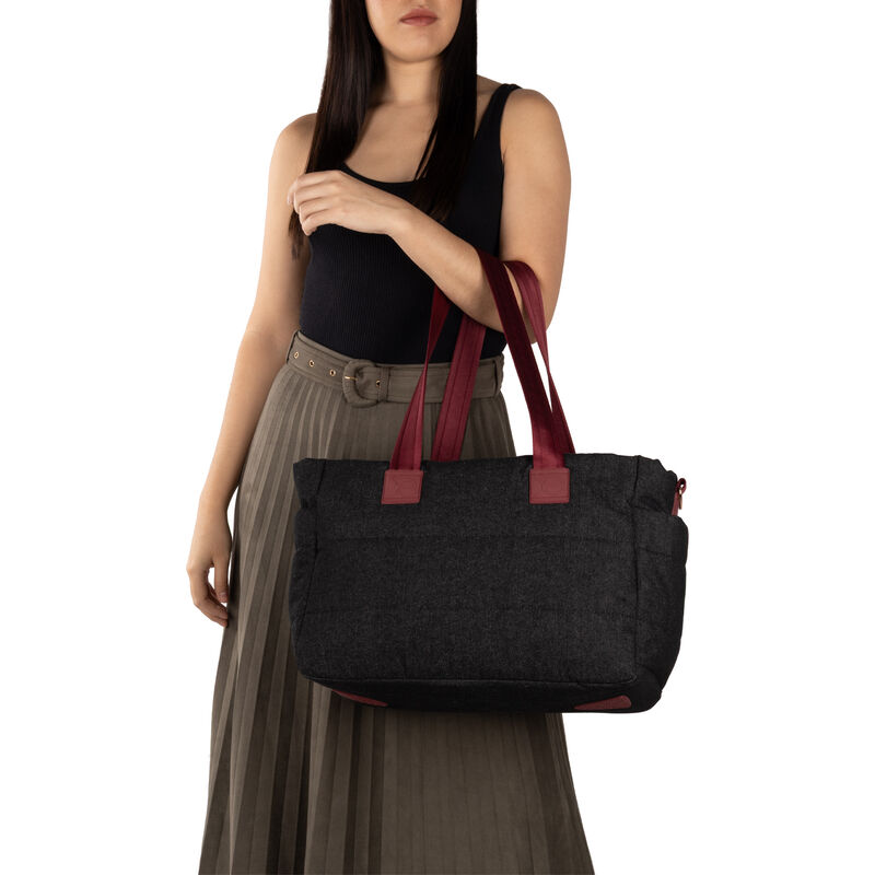 Pa&ntilde;alera Duffle Bag Mediana Con Rubber Color Ne... image number null