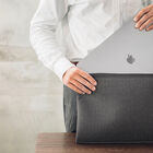 Sleeve Moshi Pluma 14¨ - Gris