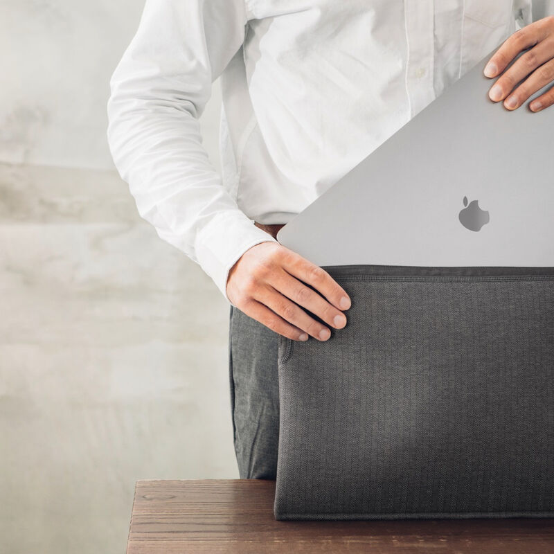 Sleeve Moshi Pluma 14¨ - Gris image number null