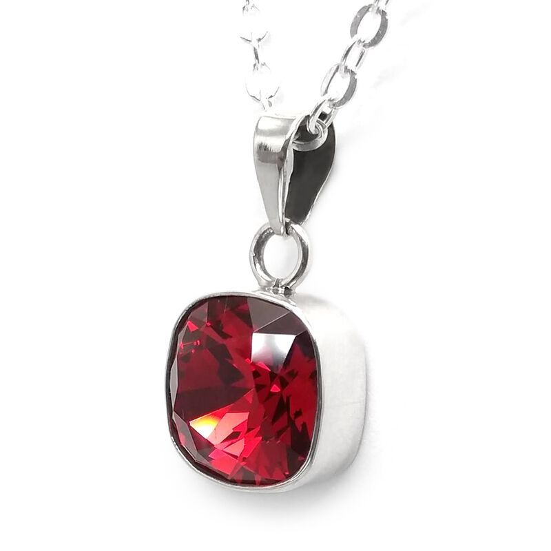 Collar con dije Cushion con plata .925 Zvezda image number null