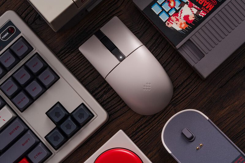 Rat&oacute;n 8bitdo Retro R8 Paw 3395 Con Sensor &Oacute;ptic... image number null