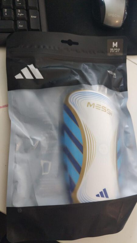 Messi Club Espinilleras, Adidas,  Talla M, Para... image number null