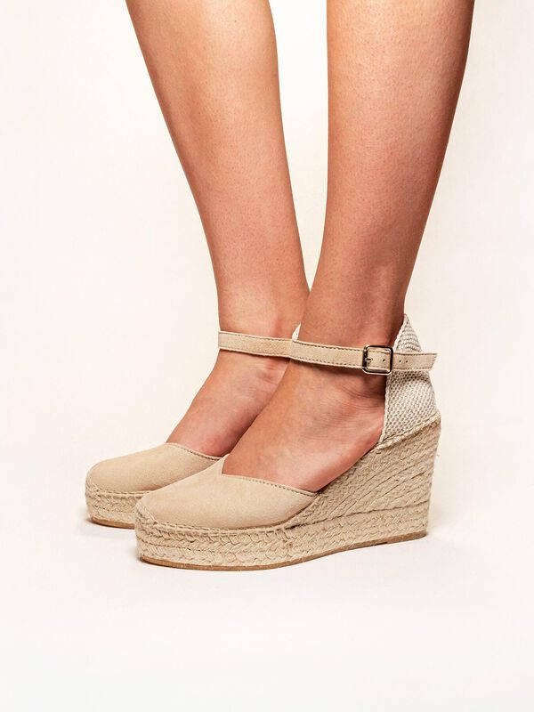 Jara Cuña Alta Ante Arena image number null