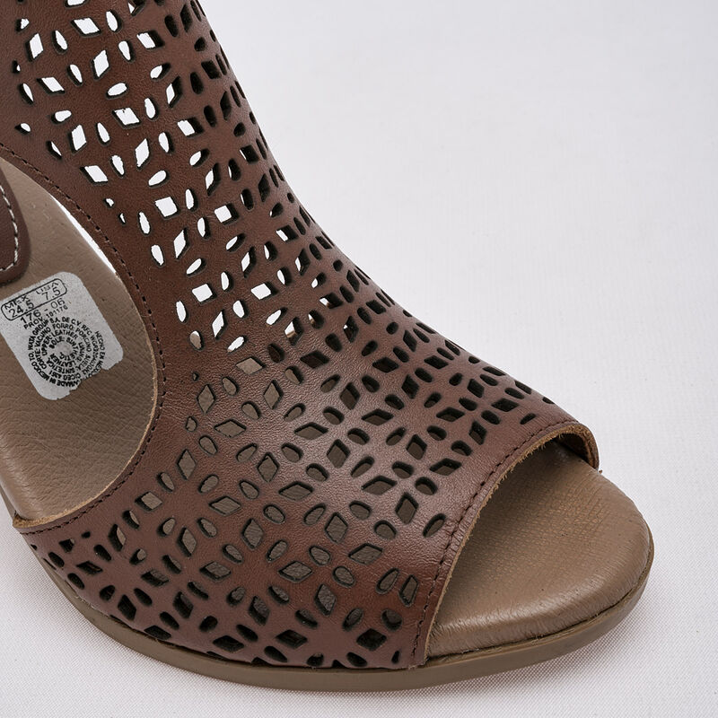 Cruz Shoes Zapatos para mujer caf&eacute; image number null