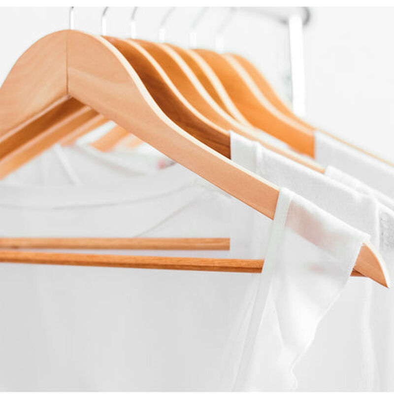 Set Brandtrendy de 25 Ganchos de Madera y 7 Cub... image number null