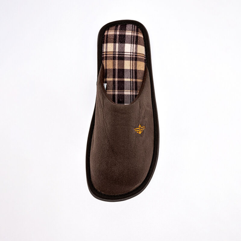 Dockers Pantufla para hombre. Caf&eacute; image number null