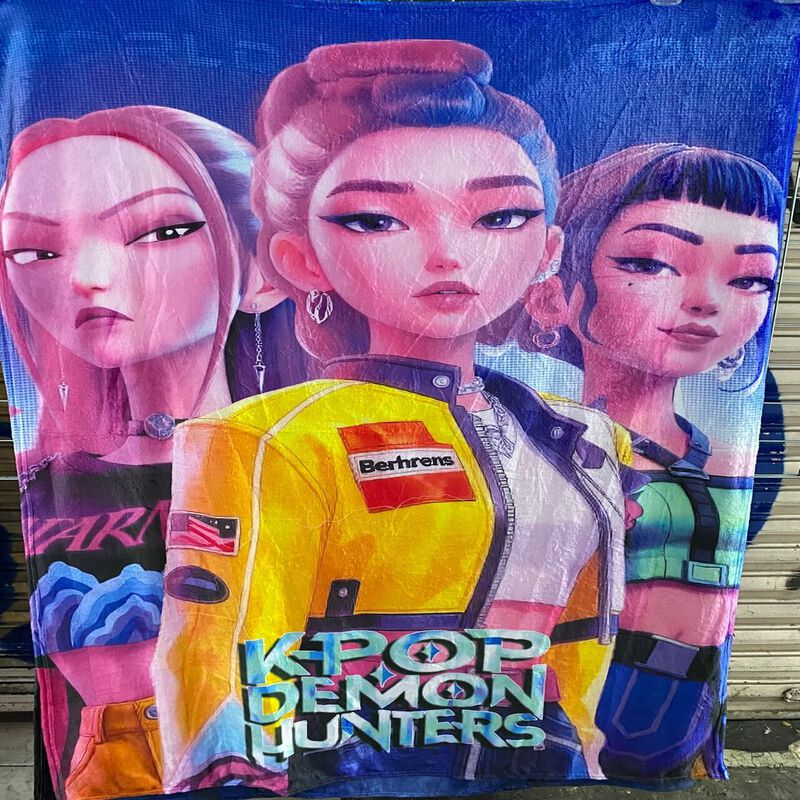 Exclusiva! Cobija Frazada Ultra Suave K-Pop Dem... image number null