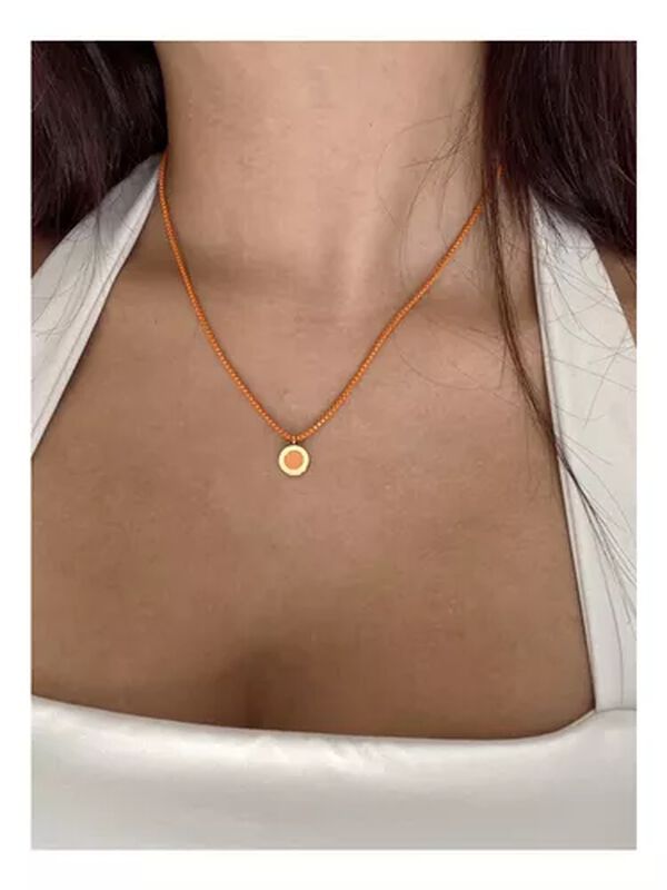 COLLAR OCEAN CADENA Y CHARM NARANJA image number null