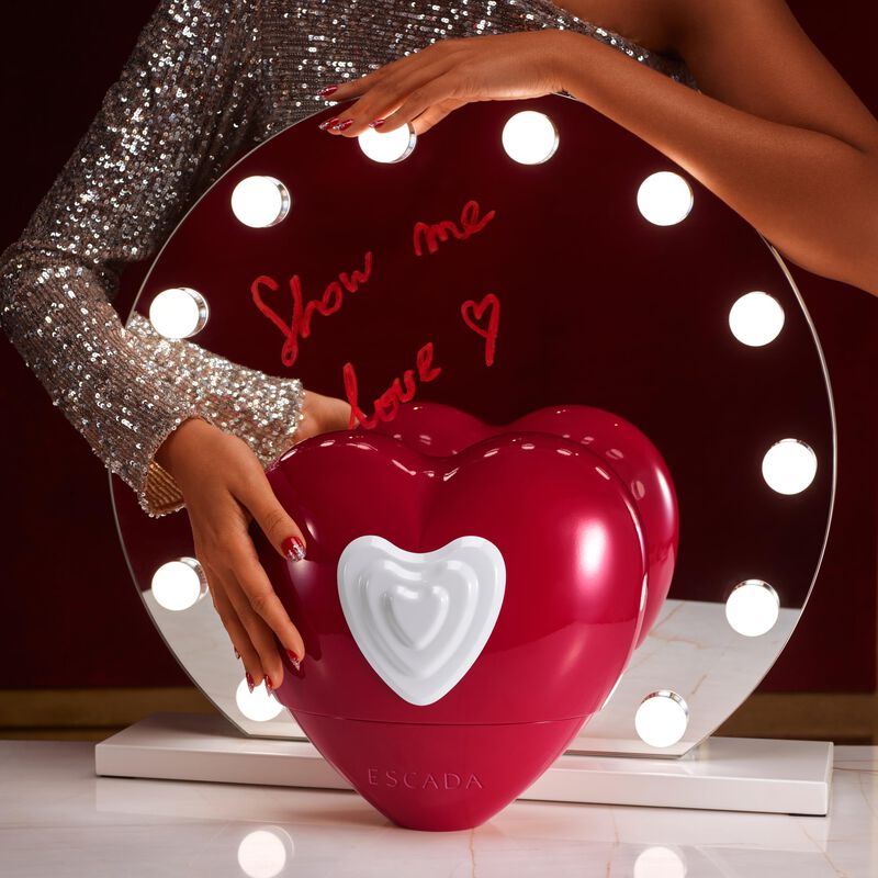 Perfume Escada Show Me Love Eau De Parfum, 100 ... image number null