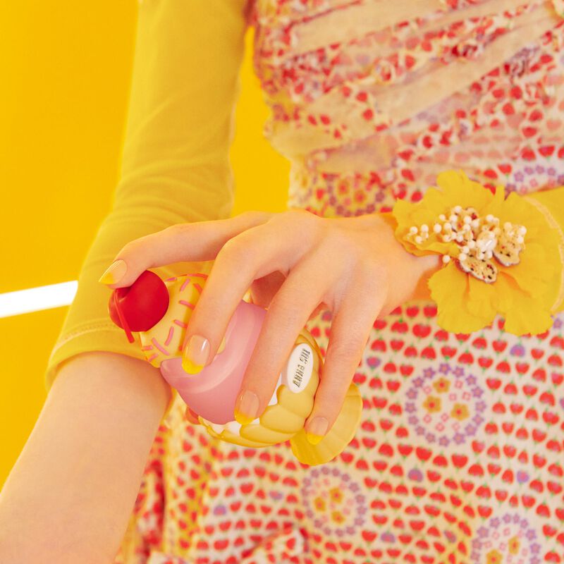 Perfume Anna Sui Sundae Mellow Yellow Eau De To... image number null