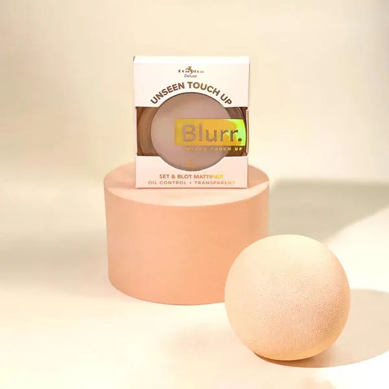 Italia Blurr Unseen Touch Up Blurr image number null