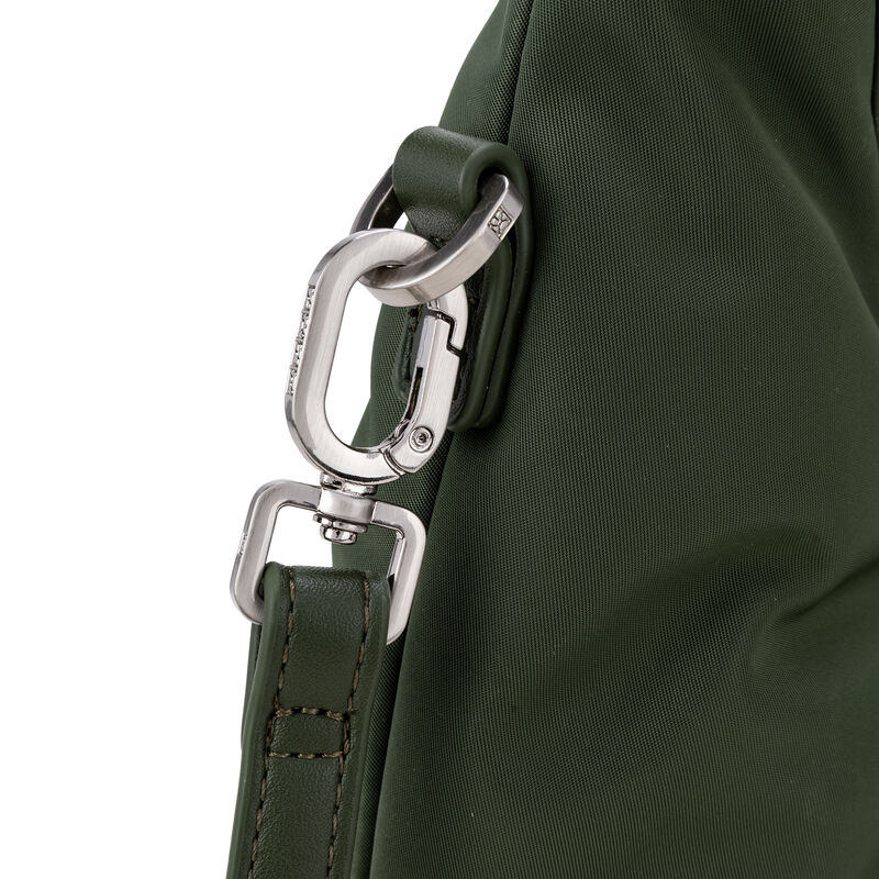 Bolsa Hobo Chica Con Herraje Color Olivo image number null
