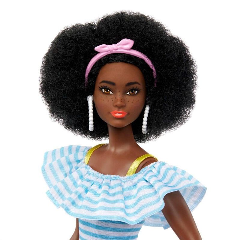 Mu&ntilde;eca Moderna Barbie Day & Play Con Patines De... image number null