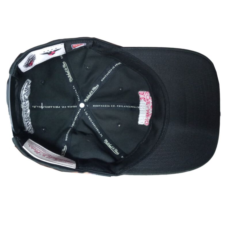 Gorra Mitchell & Ness Dc United 2403621 image number null