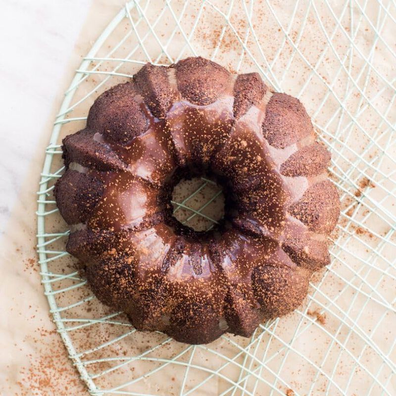 Juego de 4 Moldes Bundt Nordic Ware de 6 Tazas,... image number null