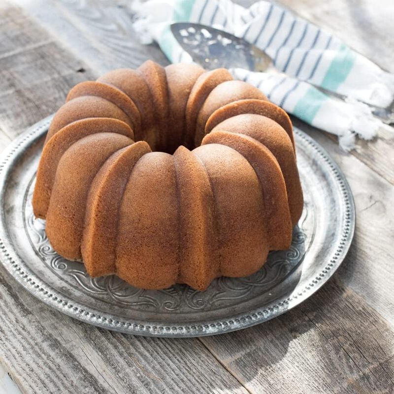 Bundt Pan Nordic Ware Pro Cast Original, 12 Taz... image number null
