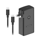 Power Bank MOTOROLA Turbo power Traveler De 5000 mah Y Cable Color Negro 2 salidas USB A y USB C