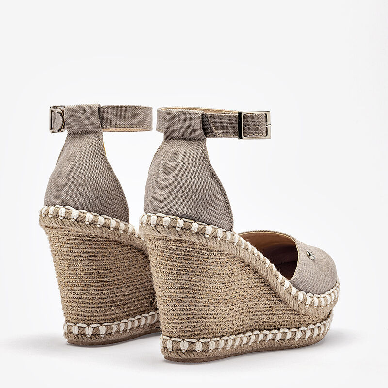 Moramora sandalia cu&ntilde;a para mujer beige cod 140... image number null