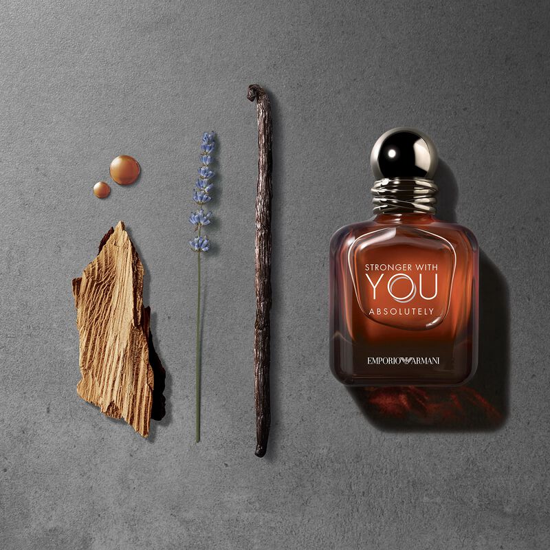Perfume De Giorgio Armani Stronger With You Abs... image number null